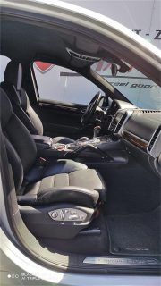 Porsche Cayenne II Turbo Aut. *Navi*Leder*Xenon*