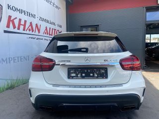 Mercedes-Benz GLA 45 AMG Aut. *Navi*RFKamera*Bi-Xenon*