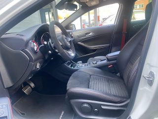 Mercedes-Benz GLA 45 AMG Aut. *Navi*RFKamera*Bi-Xenon*