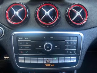 Mercedes-Benz GLA 45 AMG Aut. *Navi*RFKamera*Bi-Xenon*