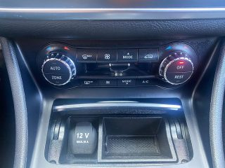 Mercedes-Benz GLA 45 AMG Aut. *Navi*RFKamera*Bi-Xenon*