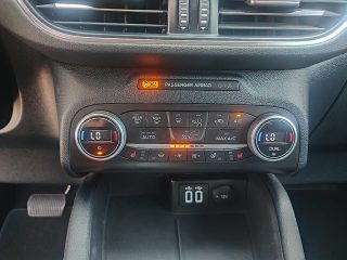 Ford Kuga 1,5 EcoBlue Titanium Aut. *Navi*RFamera*