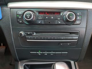 BMW 120d Cabrio Aut. *M-Paket*Navi*Leder*Xenon*