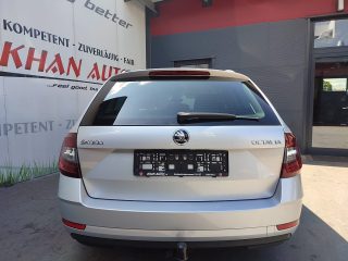 Skoda Octavia Combi 1,6 TDI DSG *Navi*RFKamera*Abstandstempomat*