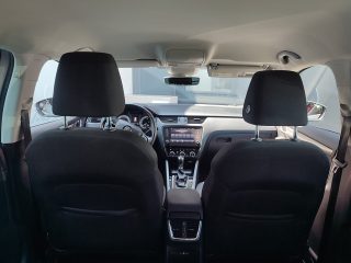 Skoda Octavia Combi 1,6 TDI DSG *Navi*RFKamera*Abstandstempomat*