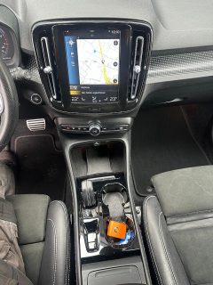 Volvo XC40 B4 AWD R-Design Geartronic *LED*Navi*Abstandstempomat*