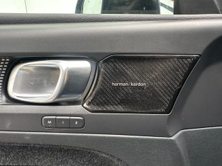 Volvo XC40 B4 AWD R-Design Geartronic *LED*Navi*Abstandstempomat*