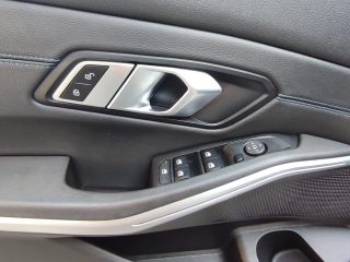 BMW 320d Aut. xDrive *M-Paket*Virtual*LED*Navi*