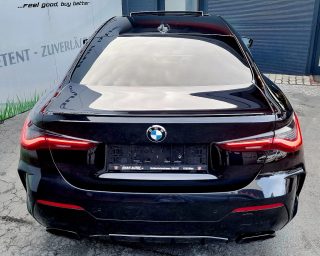 BMW M4 40dM 48 V Coupe xDrive Aut. *M-Paket*Schiebedach*Laserlicht* Voll*