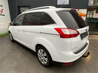 Ford Grand C-MAX Titanium 1,5 TDCi *Tempomat*Bluetooth*PDC*