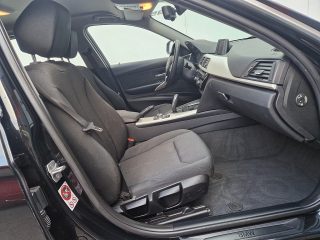 BMW 320d Touring Sport Line Aut. *Navi*Bluetooth*PDC*