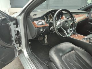 Mercedes-Benz CLS 350 CDI  4MATIC Aut. DPF *AMG-Line*LED*Sitzbelüftung*Schiebedach*Leder*