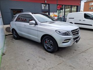 Mercedes-Benz ML 350 BlueTEC 4MATIC Aut. *Panorama*Navi*AHK*