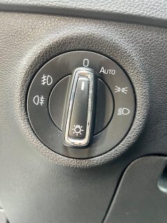 Skoda Karoq 2,0 TDI SCR 4x4 DSG *Navi*LED*Canton*RFKamera*