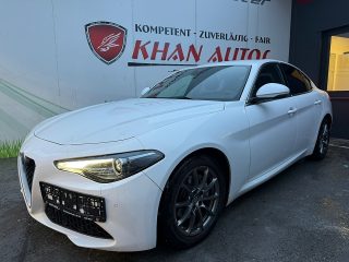 Alfa Romeo Giulia Super 2,2 180 AT RWD