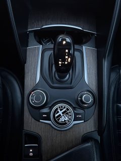 Alfa Romeo Giulia Super 2,2 180 AT RWD