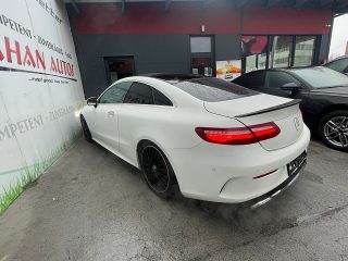 Mercedes-Benz E 400 4MATIC Aut. *AMG*